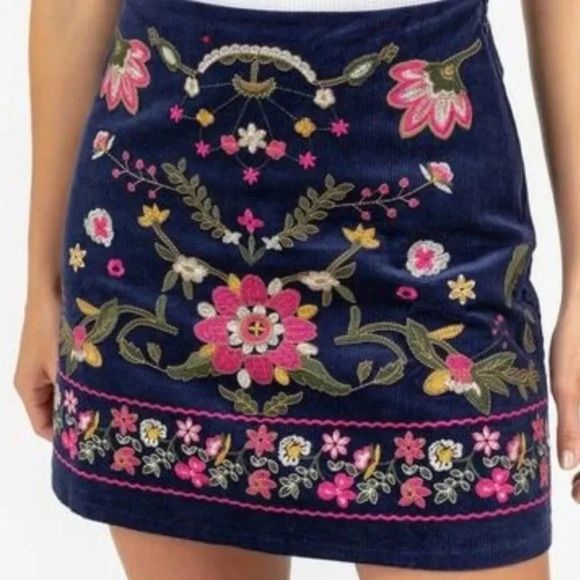 Embroidered Corduroy Skirt By Harper Size S‎ Navy Floral Design - Picture 1 of 6